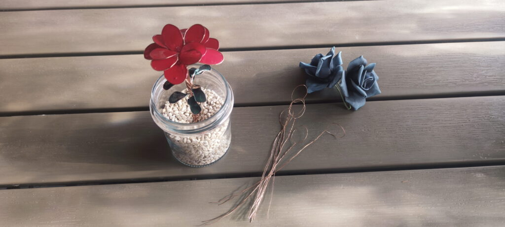 Blumen aus Draht basteln: so einfach geht’s